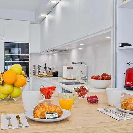 Solana Urban Lux House Center 푸엔히롤라