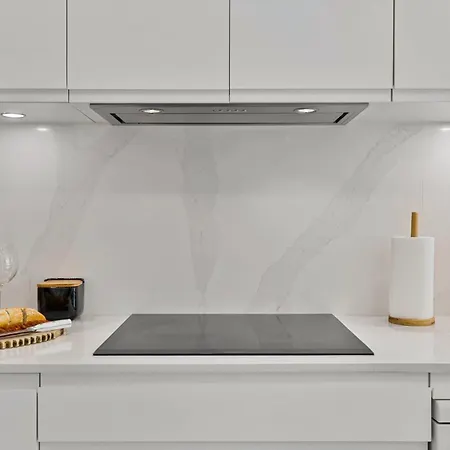 Solana Urban Lux House Center