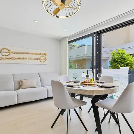 Solana Urban Lux House Center 아파트 *