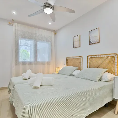 Solana Urban Lux House Center