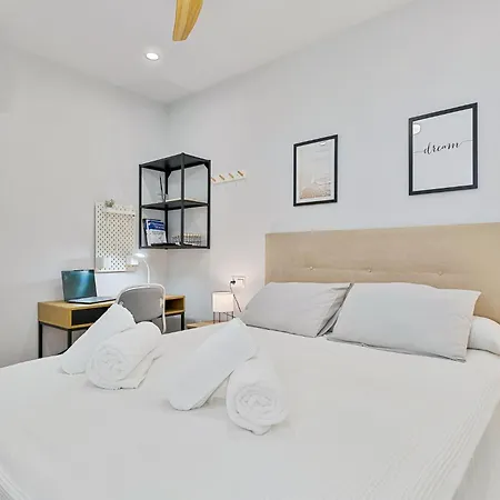 아파트 Solana Urban Lux House Center 푸엔히롤라